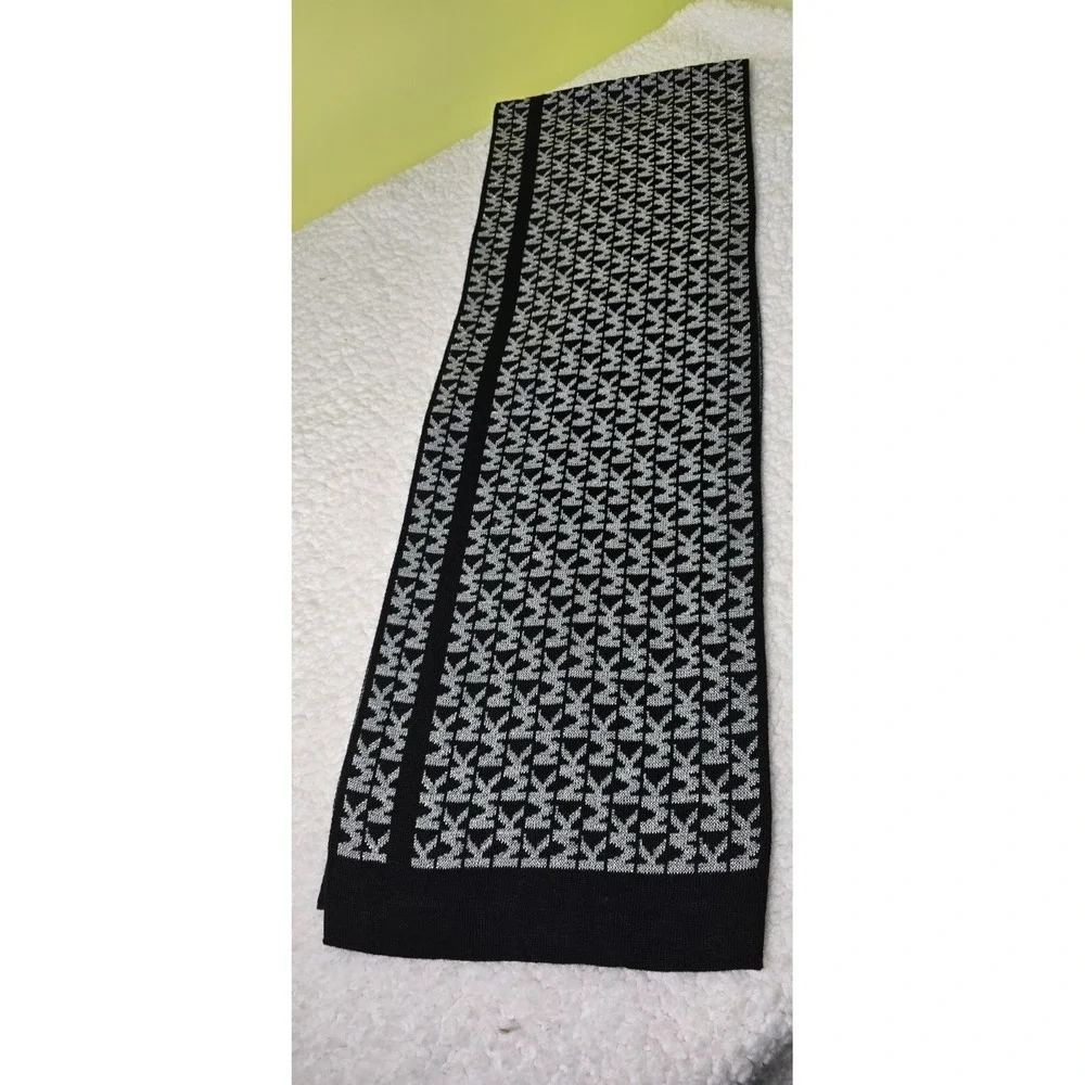 Michael Kors Mens Womens Winter Unisex Scarf 10x64 Metallic Designer MK Logo